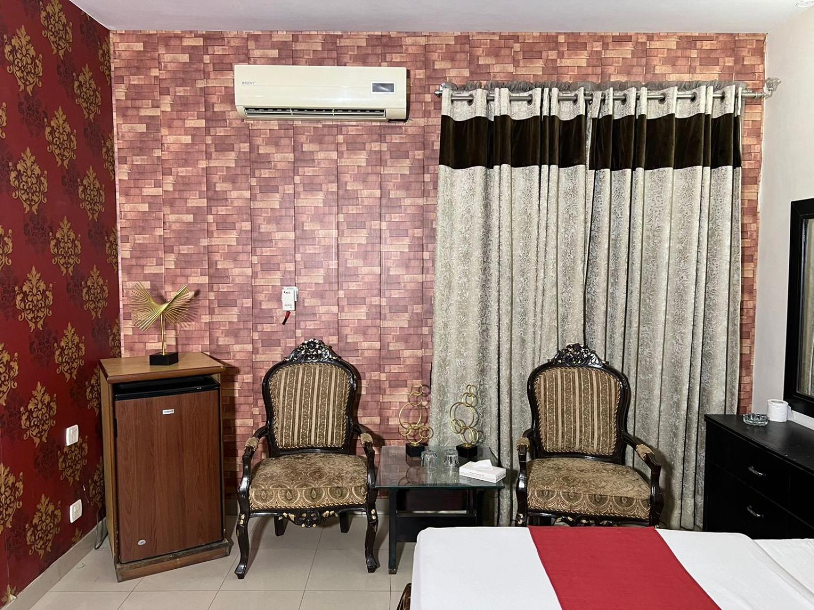 Hotel Tourist Inn Lahore Exterior foto