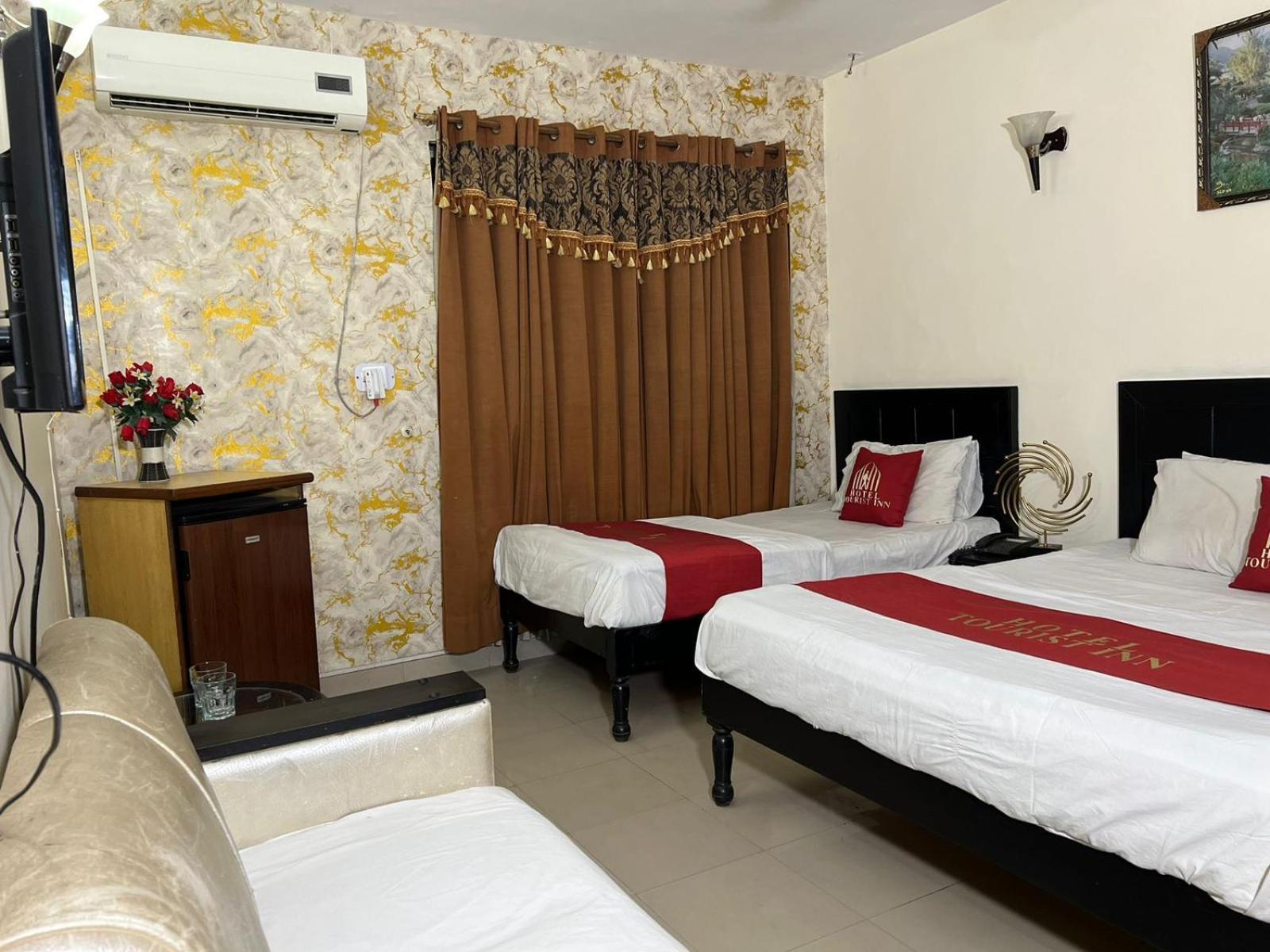Hotel Tourist Inn Lahore Exterior foto